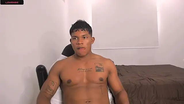 Snapshot of maxsteel177 chatting on 01.24.25 maxsteel177 online show from 01.24.25