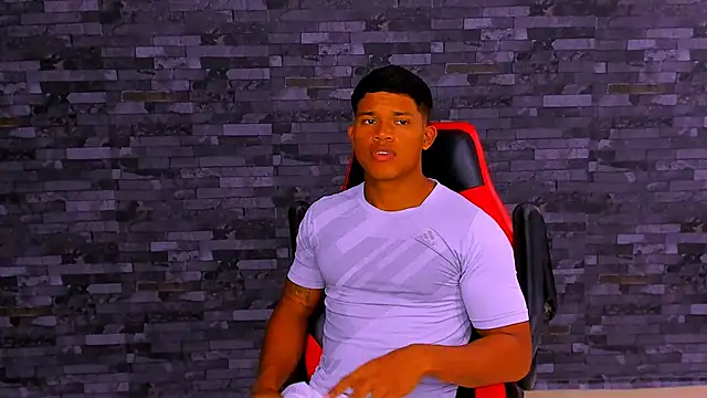 Snapshot of maxsteel177 chatting on 12.02.25 maxsteel177 online show from 12.02.25