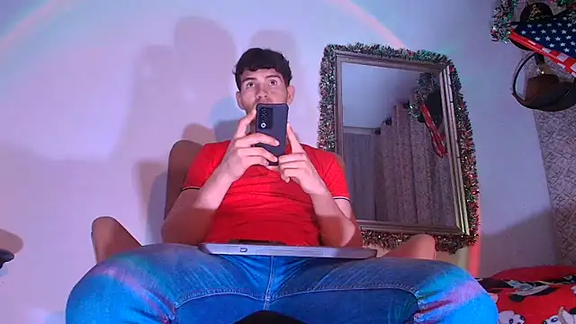 Snapshot of orlando_yate chatting on 11.25.25 orlando yate online show from 11.25.25