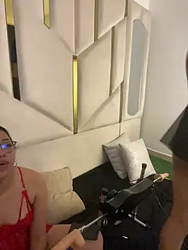 Salmaportman69 online show from 03.17.25