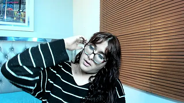 Snapshot of kathepickmanx chatting on 05.10.26 kathepickmanx online show from 05.10.26