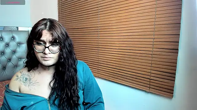 Snapshot of kathepickmanx chatting on 05.13.26 kathepickmanx online show from 05.13.26