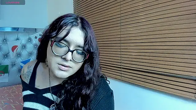 Snapshot of kathepickmanx chatting on 07.16.26 kathepickmanx online show from 07.16.26