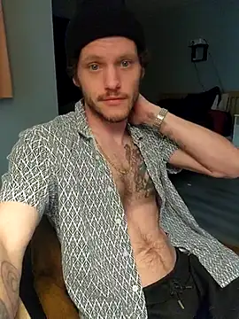 Snapshot of SoxxyNsh chatting on 02.20.25 SoxxyNsh online show from 02.20.25