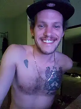 Snapshot of SoxxyNsh chatting on 03.06.25 SoxxyNsh online show from 03.06.25