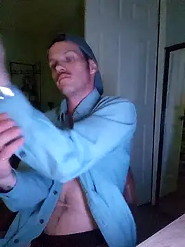 Snapshot of SoxxyNsh chatting on 03.19.25 SoxxyNsh online show from 03.19.25