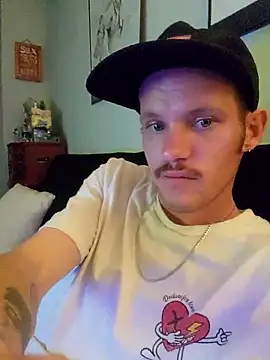 Snapshot of SoxxyNsh chatting on 03.20.25 SoxxyNsh online show from 03.20.25