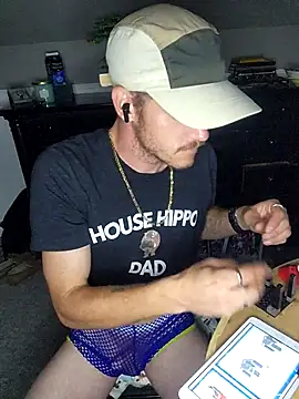 Snapshot of SoxxyNsh chatting on 09.12.25 SoxxyNsh online show from 09.12.25