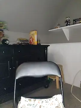 Snapshot of SoxxyNsh chatting on 09.16.25 SoxxyNsh online show from 09.16.25