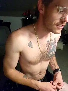 Snapshot of SoxxyNsh chatting on 10.22.25 SoxxyNsh online show from 10.22.25