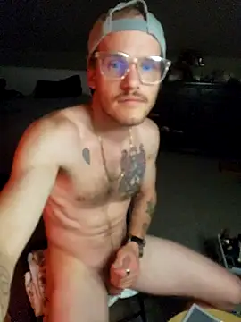 Snapshot of SoxxyNsh chatting on 10.25.25 SoxxyNsh online show from 10.25.25