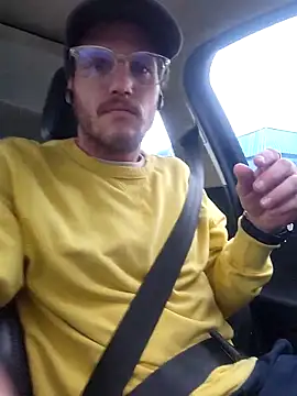 Snapshot of SoxxyNsh chatting on 11.05.25 SoxxyNsh online show from 11.05.25