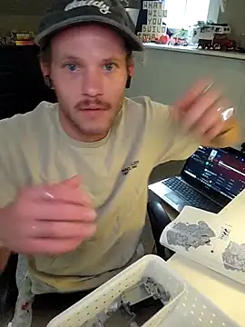 Snapshot of SoxxyNsh chatting on 11.13.25 SoxxyNsh online show from 11.13.25