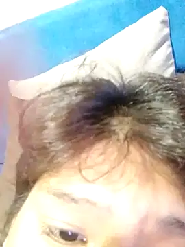 Snapshot of it0z_klk chatting on 03.23.25 it0z klk online show from 03.23.25