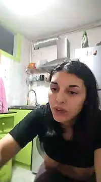 Snapshot of Rosanna_Rennie chatting on 01.20.25 Rosanna Rennie online show from 01.20.25