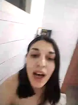 Snapshot of Rosanna_Rennie chatting on 01.26.25 Rosanna Rennie online show from 01.26.25