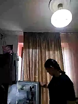 Snapshot of Rosanna_Rennie chatting on 02.18.25 Rosanna Rennie online show from 02.18.25