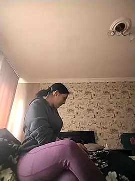 Snapshot of Rosanna_Rennie chatting on 03.03.25 Rosanna Rennie online show from 03.03.25