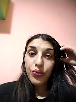 Snapshot of Rosanna_Rennie chatting on 03.17.25 Rosanna Rennie online show from 03.17.25