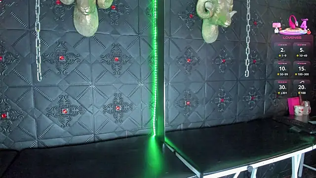 Miiss eva online show from 02.20.25