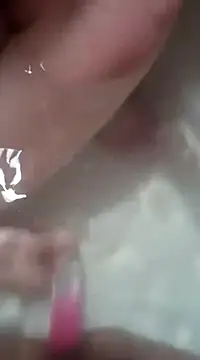 Snapshot of AQuickPhyx chatting on 02.14.25 AQuickPhyx online show from 02.14.25