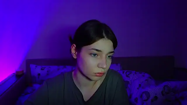 Snapshot of CassJonn chatting on 12.01.25 CassJonn online show from 12.01.25