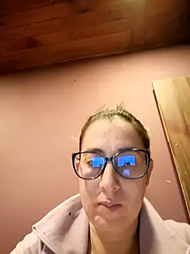 CHARLOTTE 1711 online show from 05.03.26