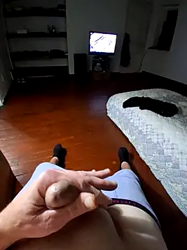 Snapshot of William1941 chatting on 11.01.25 William1941 online show from 11.01.25