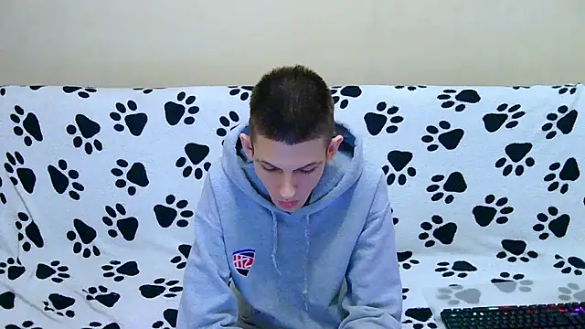 Lester Broo online show from 04.20.26