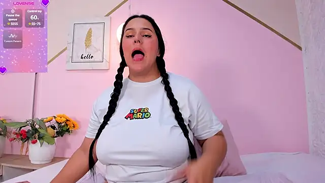 Snapshot of katleya_lewiis chatting on 02.13.25 katleya lewiis online show from 02.13.25