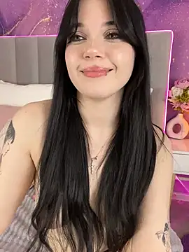 Snapshot of JessicaAddams chatting on 03.08.25 JessicaAddams online show from 03.08.25