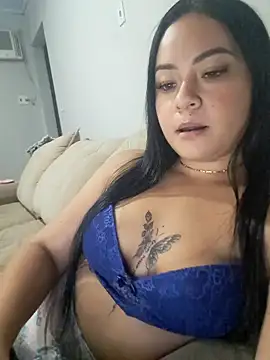 Snapshot of Novinhabonequinha3 chatting on 02.04.25 Novinhabonequinha3 online show from 02.04.25