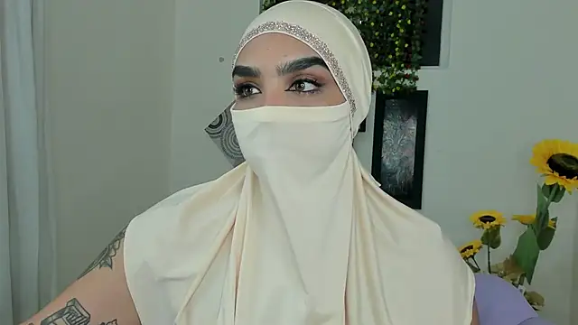 Snapshot of Maissa_Alabi chatting on 09.12.25 Maissa Alabi online show from 09.12.25