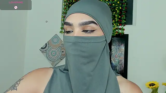 Snapshot of Maissa_Alabi chatting on 09.14.25 Maissa Alabi online show from 09.14.25