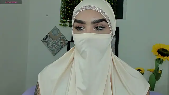 Snapshot of Maissa_Alabi chatting on 09.15.25 Maissa Alabi online show from 09.15.25