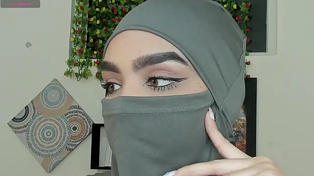 Snapshot of Maissa_Alabi chatting on 10.16.25 Maissa Alabi online show from 10.16.25