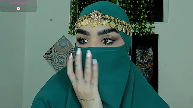 Snapshot of Maissa_Alabi chatting on 12.02.25 Maissa Alabi online show from 12.02.25