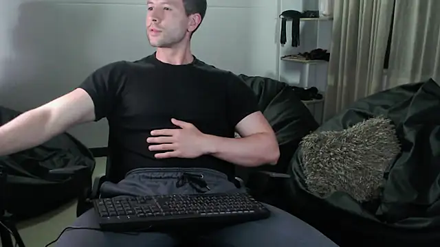 hairyncuteass online show from 01.26.25