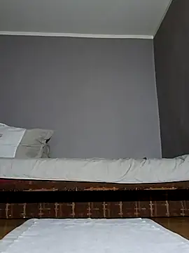 larzik94 online show from 03.15.26