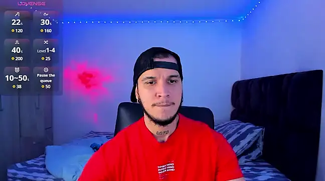Snapshot of austinoficial chatting on 01.22.25 austinoficial online show from 01.22.25