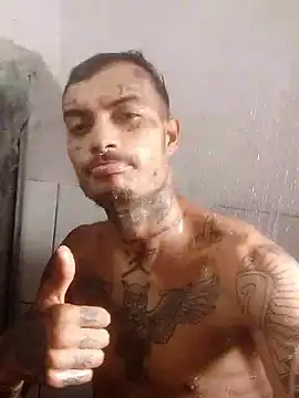 Snapshot of gibbyi777 chatting on 12.15.25 gibbyi777 online show from 12.15.25