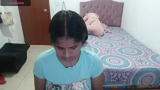 Snapshot of july-feria chatting on 01.20.25 july-feria online show from 01.20.25