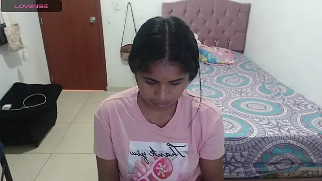 Snapshot of july-feria chatting on 01.23.25 july-feria online show from 01.23.25