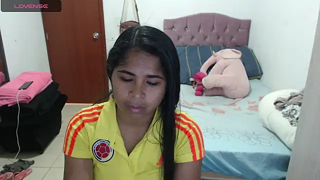 Snapshot of july-feria chatting on 09.09.25 july-feria online show from 09.09.25