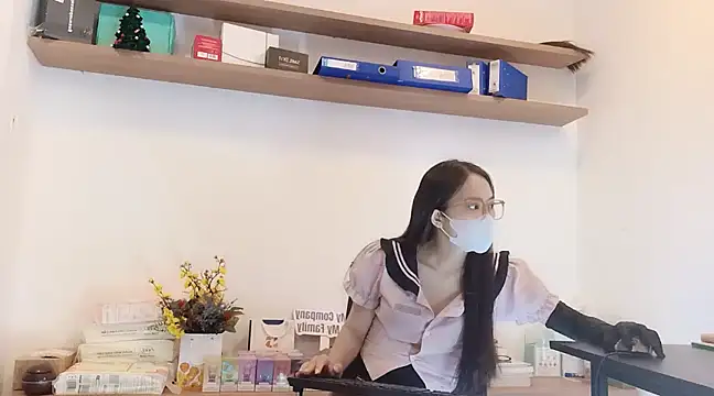 Snapshot of Lush-Office chatting on 02.10.25 Lush-Office online show from 02.10.25