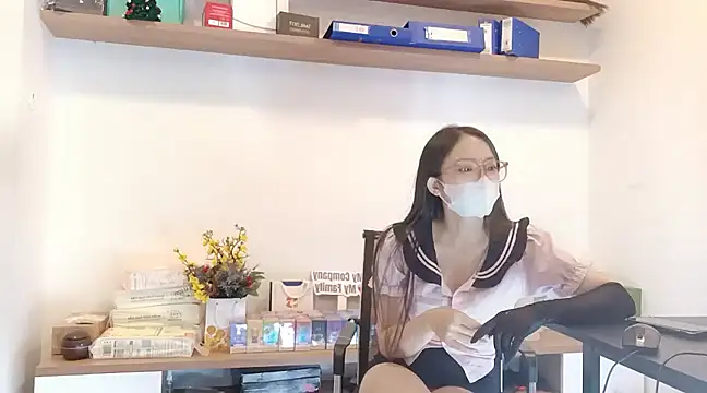 Snapshot of Lush-Office chatting on 02.10.25 Lush-Office online show from 02.10.25