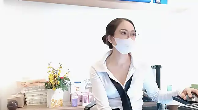 Snapshot of Lush-Office chatting on 03.20.25 Lush-Office online show from 03.20.25