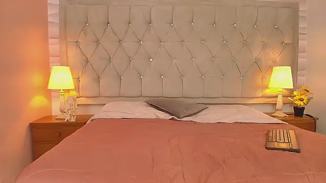 Snapshot of victoriapalmerfg chatting on 02.13.25 victoriapalmerfg online show from 02.13.25