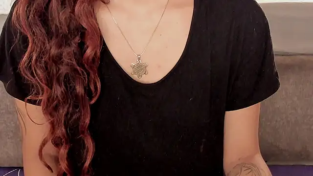 Snapshot of SabrinaSpell_ chatting on 11.16.25 SabrinaSpell online show from 11.16.25