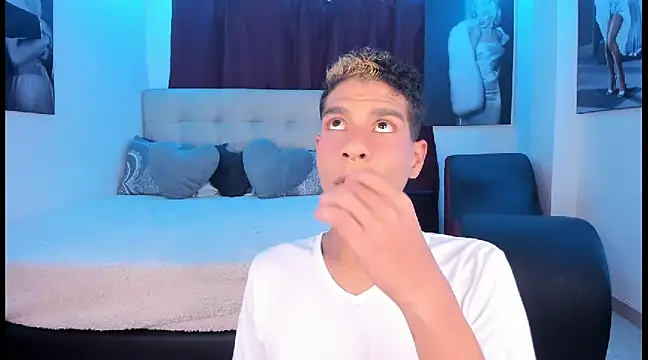 Ethan Boyy online show from 02.06.25